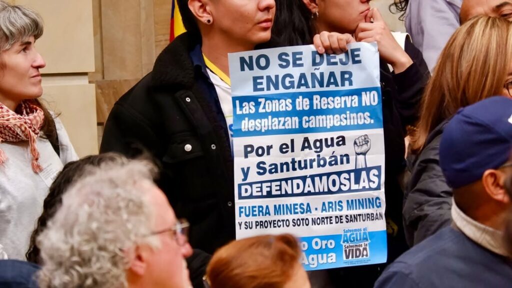 proyecto_siglo_congreso_colombia_mina_agua.jpg
